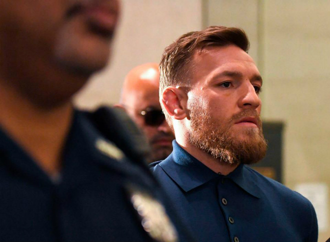 McGregor kéo 20 &#34;giang hồ&#34; đập phá: Chưa hẹn ngày về UFC - 3