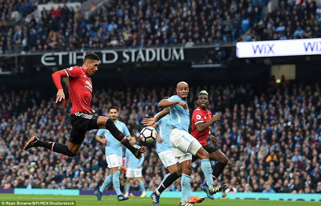&#34;Thước phim bom tấn&#34; Man City - MU: Cận cảnh cảm xúc - 7