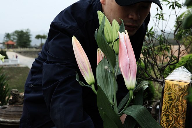 Đốt "thẻ ATM, iPhone"… cho tổ tiên dịp Tết thanh minh - 7