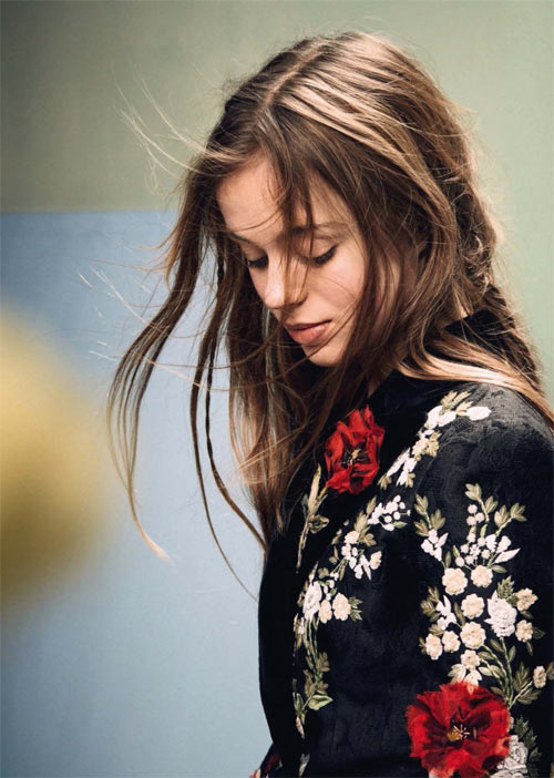 Dung mạo như tranh của "công chúa xinh nhất thế giới" - 12