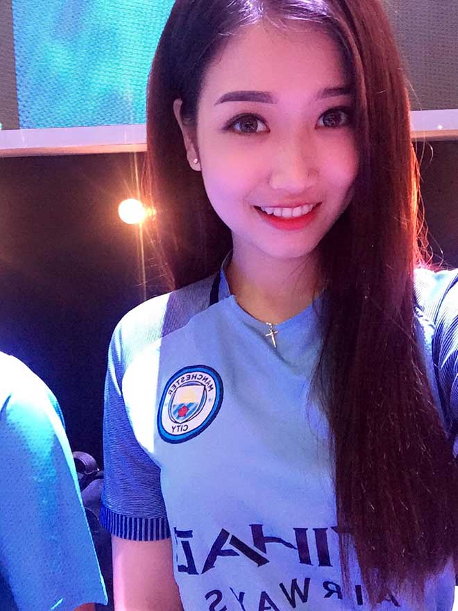 Hot girl Mỹ Trinh định “gây sốc” nếu Man City hạ Liverpool đi tiếp Cúp C1 - 3