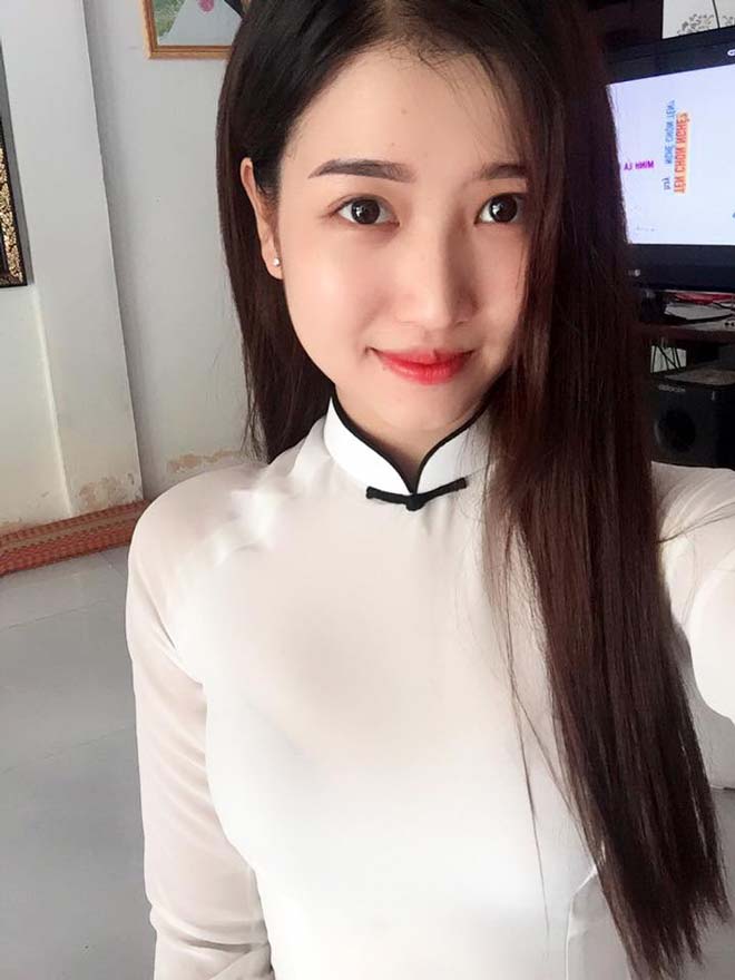 Hot girl Mỹ Trinh định “gây sốc” nếu Man City hạ Liverpool đi tiếp Cúp C1 - 14