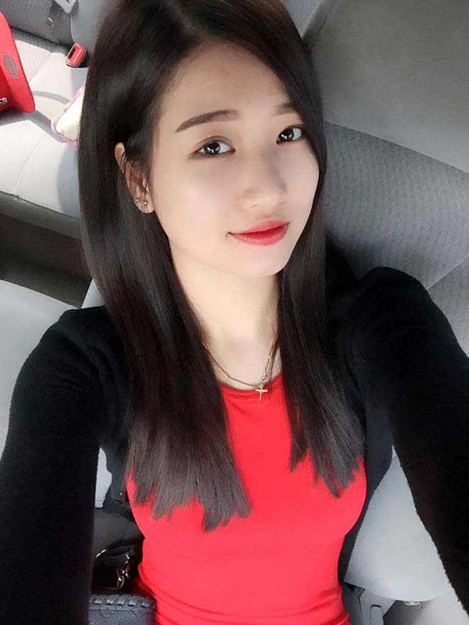 Hot girl Mỹ Trinh định “gây sốc” nếu Man City hạ Liverpool đi tiếp Cúp C1 - 7