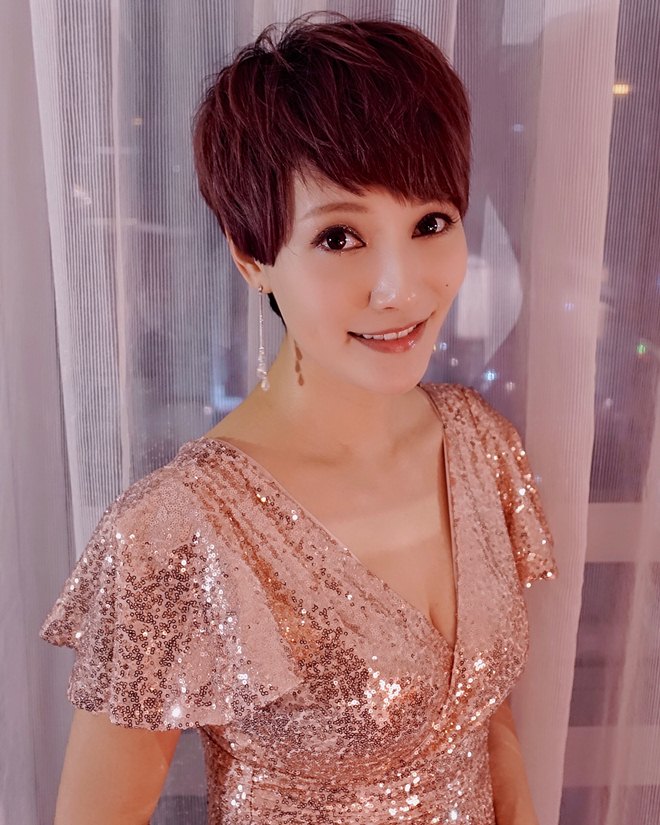 Diện đồ bơi quá sexy, chị dâu lẳng lơ nhất TVB lọt top tìm kiếm trên Google - 6