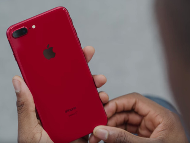 Video đập hộp iPhone 8 Plus Đỏ siêu ”hot”