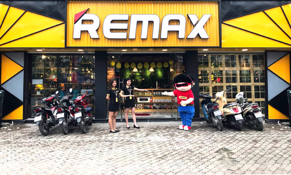 Tặng 1.000 đồ công nghệ khi mua hàng tại Remax Vietnam - 1