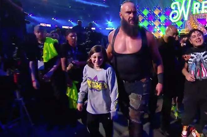 Chuyện lạ có thật: Bé trai 10 tuổi đoạt đai vô địch hạng nặng - 2