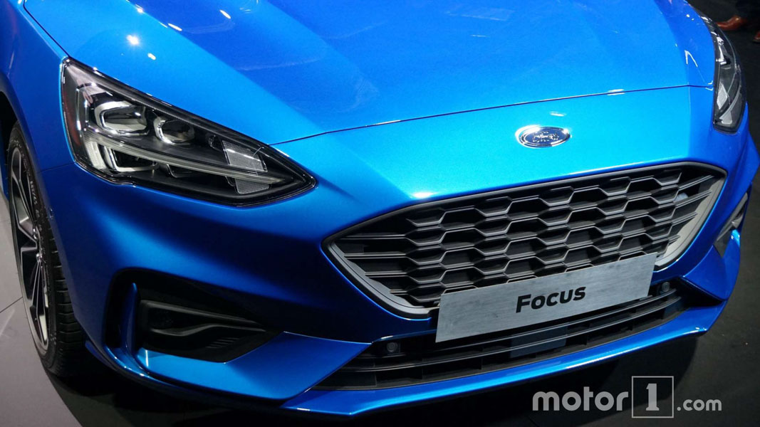 Ngắm nhìn bộ ảnh thực tế của Ford Focus 2019 vừa được ra mắt - 5