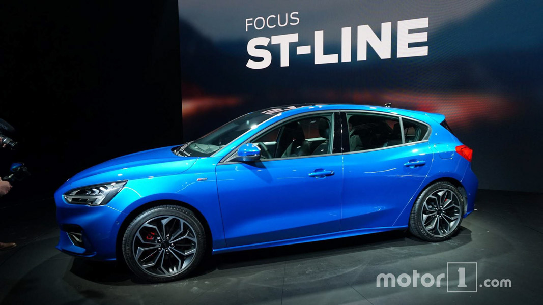 Ngắm nhìn bộ ảnh thực tế của Ford Focus 2019 vừa được ra mắt - 7