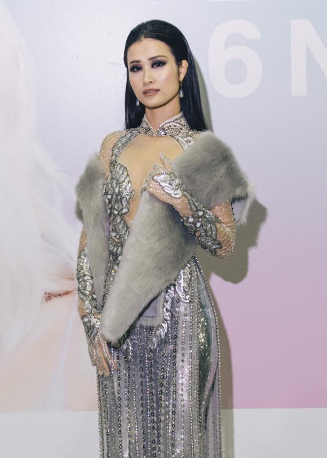 Sự thật sau vẻ hào nhoáng của sao Việt dự sự kiện ở nước ngoài - 3