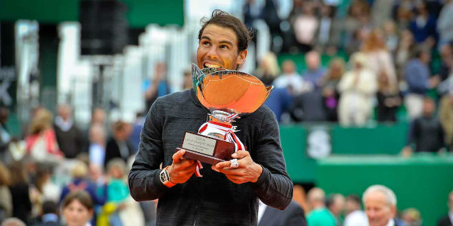 Nadal nguy cơ mất ngôi số 1 thế giới: Federer bất chiến tự nhiên thành - 1