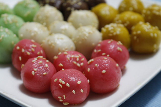 Bánh trôi ngũ sắc vừa đẹp vừa ngon cho tết Hàn thực bớt đơn điệu - 8