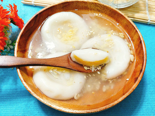 Tết Hàn thực trổ tài làm bánh chay nhân đậu xanh đãi cả gia đình - 10