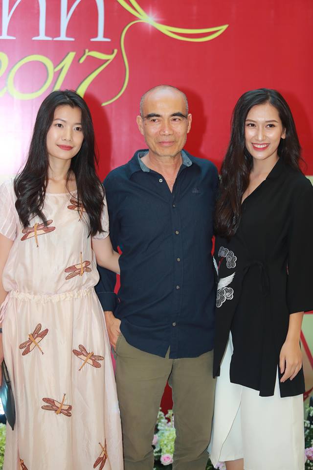 Mỹ nhân "Phía trước là bầu trời" diện váy trong suốt trên thảm đỏ - 3