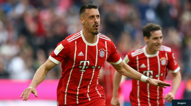 Bayern Munich - M'Gladbach: Lỡ vuốt râu Hùm, tân binh rực rỡ - 1
