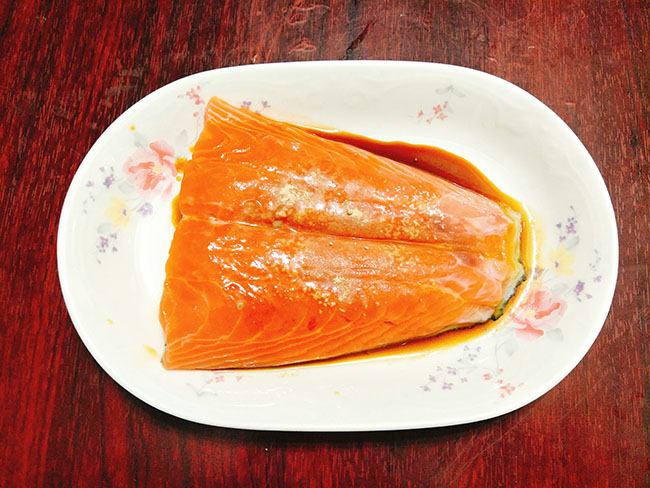 Thi thoảng ăn sang với cá hồi sốt bơ béo ngậy, thơm lừng - 3