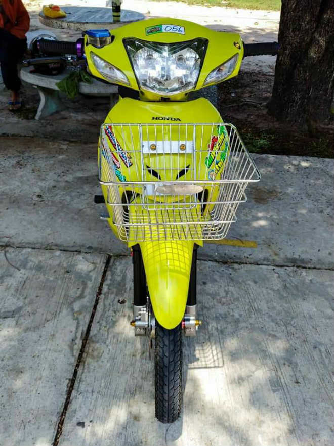 Ngắm Honda Wave S xanh độ vành vàng đẹp lung linh - 8