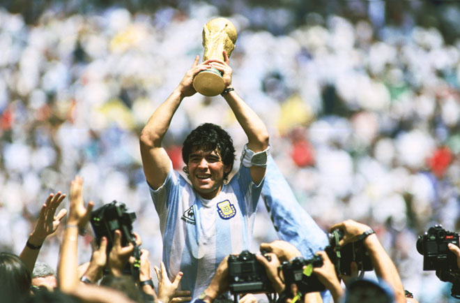 Khoảnh khắc điên rồ World Cup: Sa đọa quá mức, Maradona tàn nghiệp vì chất cấm - 1