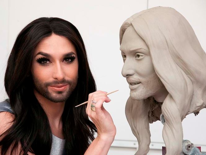 Bị bạn trai cũ đe dọa, ca sĩ chuyển giới công khai bị nhiễm HIV - 3