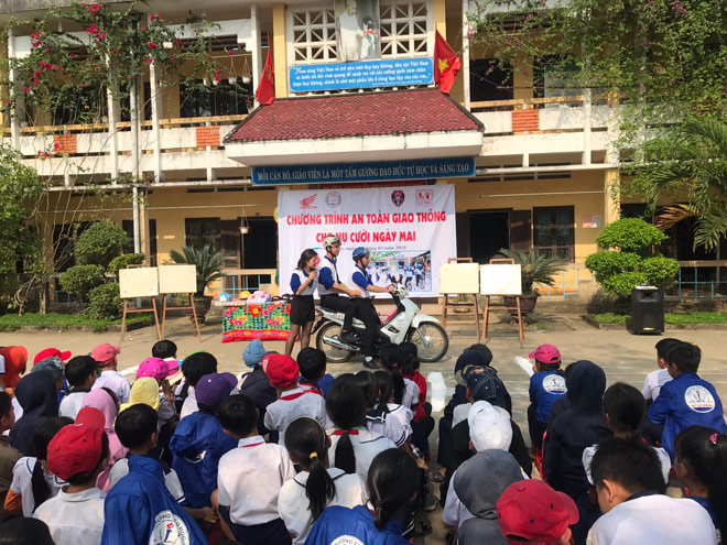 Tuyên dương các HEAD xuất sắc trong Hoạt động Đào tạo Lái xe an toàn Quý I/2018 - 3