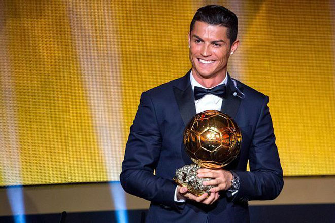 Ronaldo - vua kỷ lục và danh hiệu: Xứng đáng được yêu thương nhiều hơn - 2