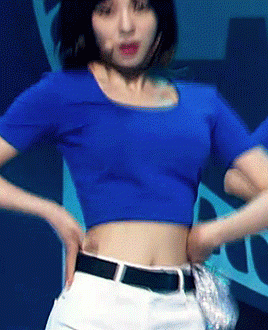 Không thể rời mắt khỏi "vòng eo kiến càng" của sao nữ Hàn Quốc - 17