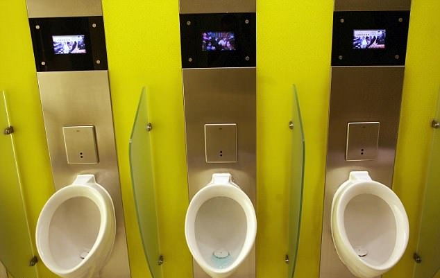 TQ: Toilet công cộng cũng biết nhận diện khuôn mặt bạn - 2
