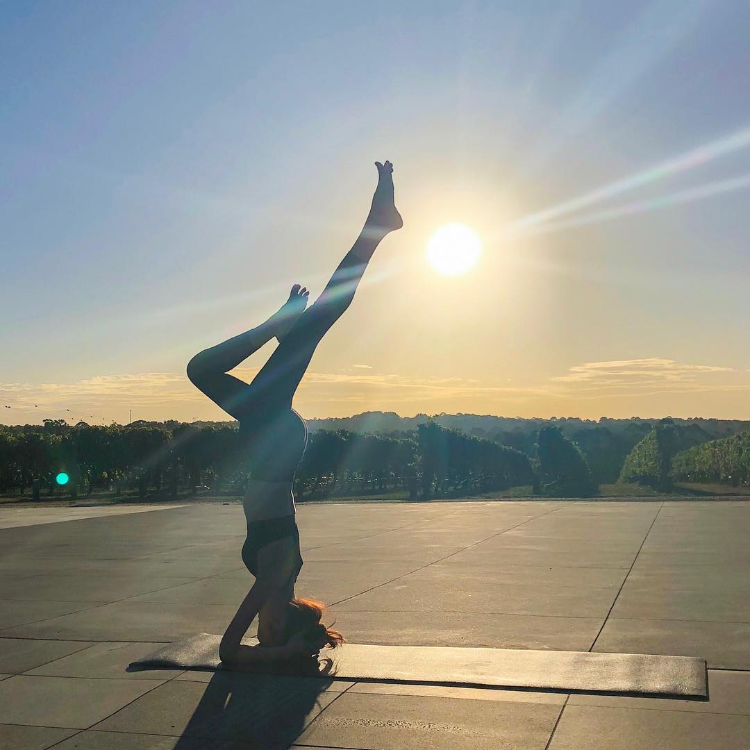 "Nữ thần yoga" Hồng Kông tiết lộ quy tắc vàng để trẻ như gái 18 - 9