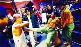 Loạt ảnh hậu trường "hiếm có khó tìm" của Tuyệt Đỉnh Kungfu - 8