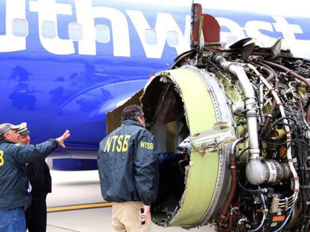 Thế giới - Nguyên nhân máy bay Mỹ nổ động cơ, hành khách bị hút ra ngoài