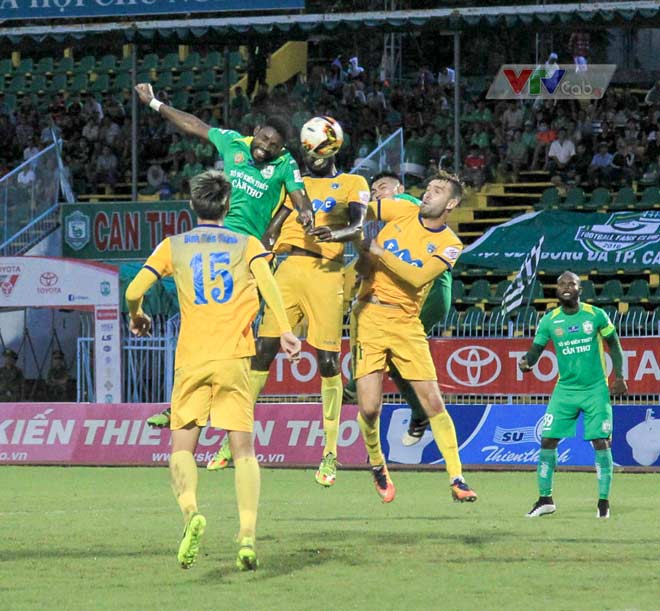 Căng thẳng cuộc chiến top đầu vòng 6 V-League 2018  trên VTVcab - 1