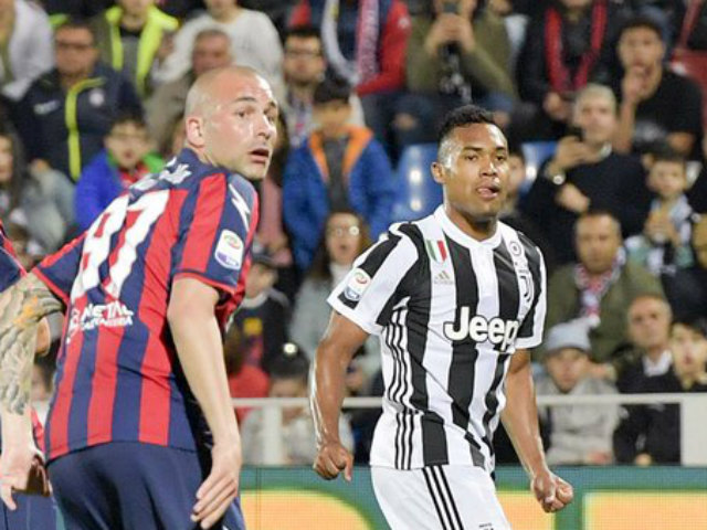 Bóng đá - Crotone - Juventus: Câm nín vì "siêu phẩm Ronaldo"