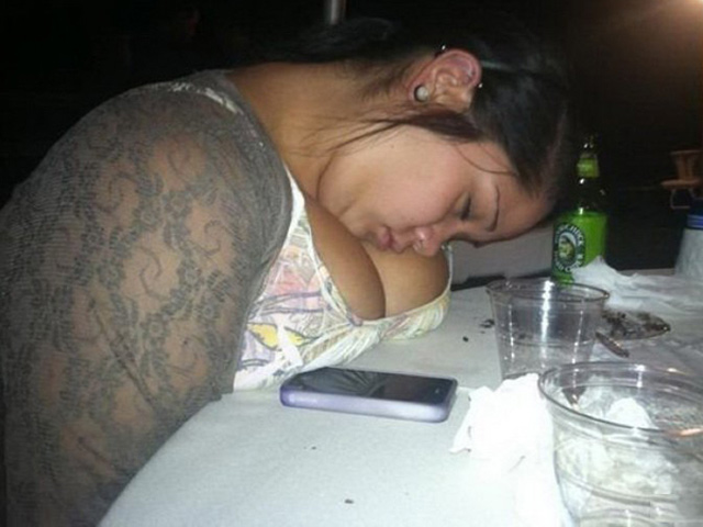 Tranh vui - Khoảnh khắc đời thường... mà cứ tưởng ảnh hài