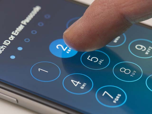 KHẨN: Ai đặt mật khẩu 4 hoặc 6 số cho iPhone cần cẩn trọng!