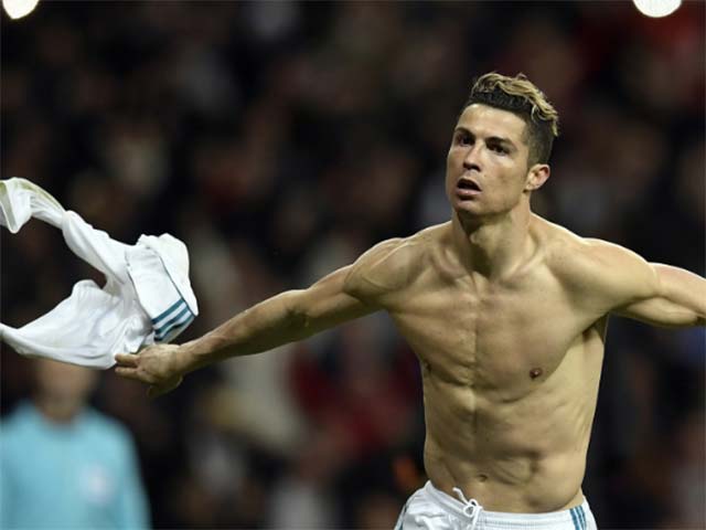 Bóng đá - Tin HOT bóng đá tối 20/4: Ronaldo “thích” bị chỉ trích