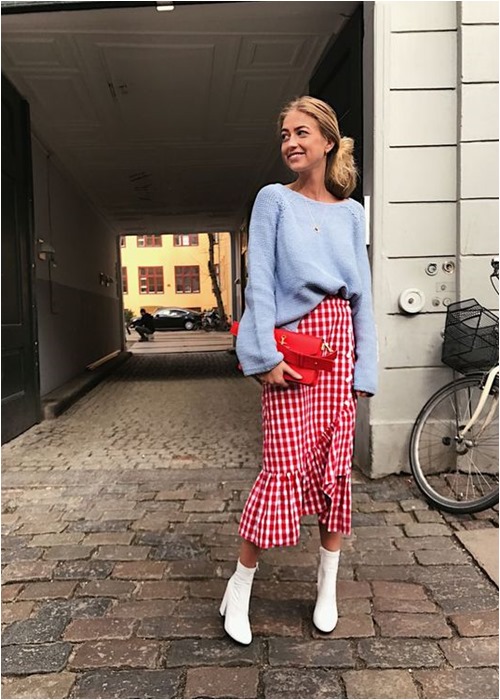 Gặp cô nàng mix đồ sáng màu chất nhất quả đất - 10