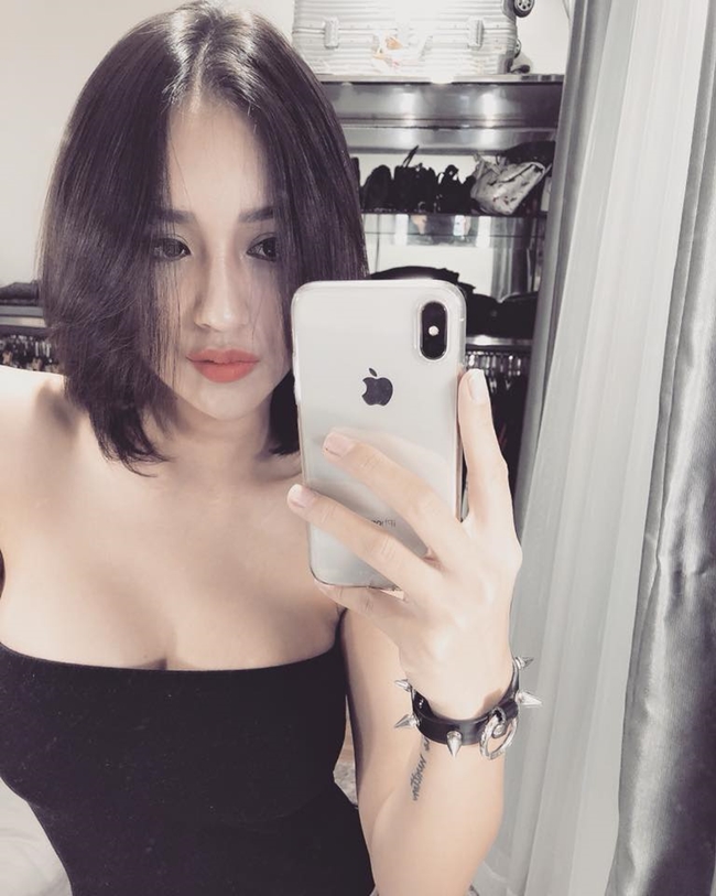 Nhan sắc trẻ trung của DJ 24 tuổi.