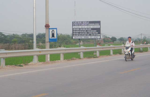 Nam sinh bị đánh hội đồng tử vong ở Hà Nội: Xót xa kẻ đầu bạc tiễn người đầu xanh - 2