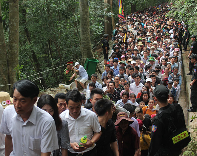 Dâng chiếc bánh do nghệ nhân tài hoa nhất làm lên Vua Hùng - 3