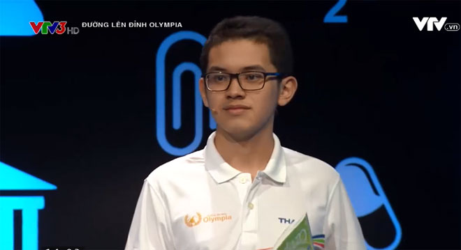 Kỷ lục gia Olympia gặp phải cô gái "đáng gờm" trong vòng thi tháng - 2