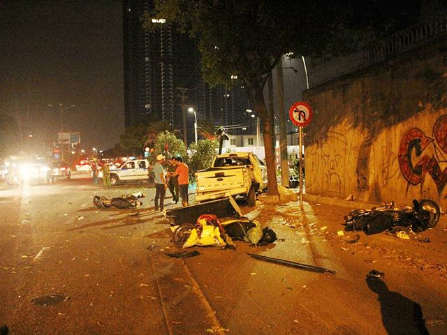 Xuất hiện clip xe “điên” lao như tên bắn ở Sài Gòn, 7 người thương vong