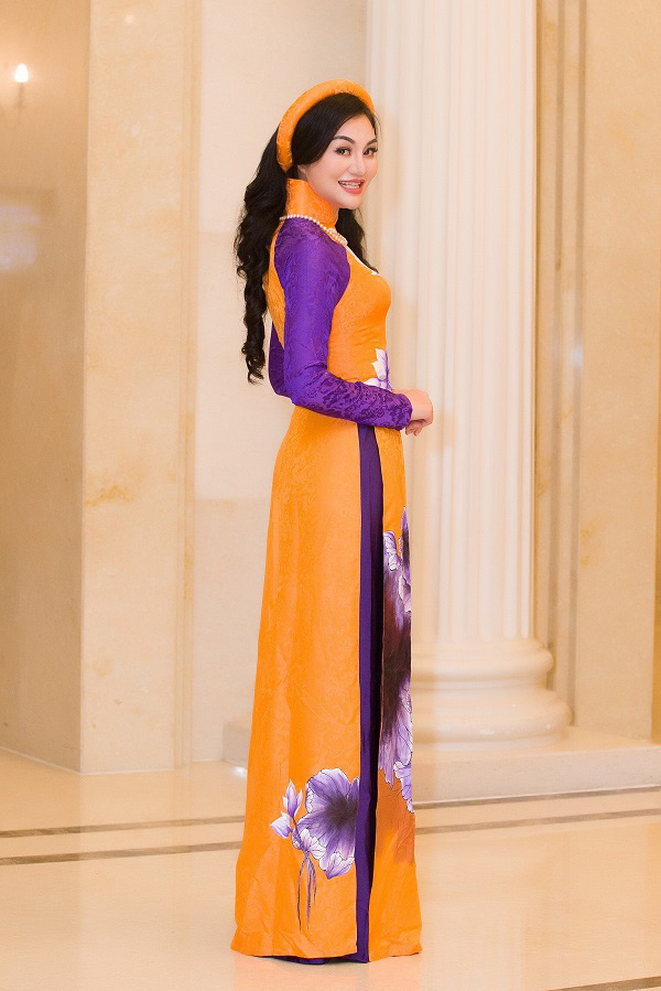 Hoa hậu Vì cộng đồng Trần Huyền Nhung dịu dàng, quý phái với áo dài truyền thống - 1