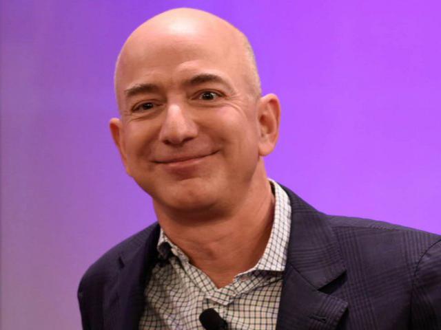 Kinh doanh - Vì sao cấp dưới phát hoảng khi nhận email 1 ký tự của Jeff Bezos?