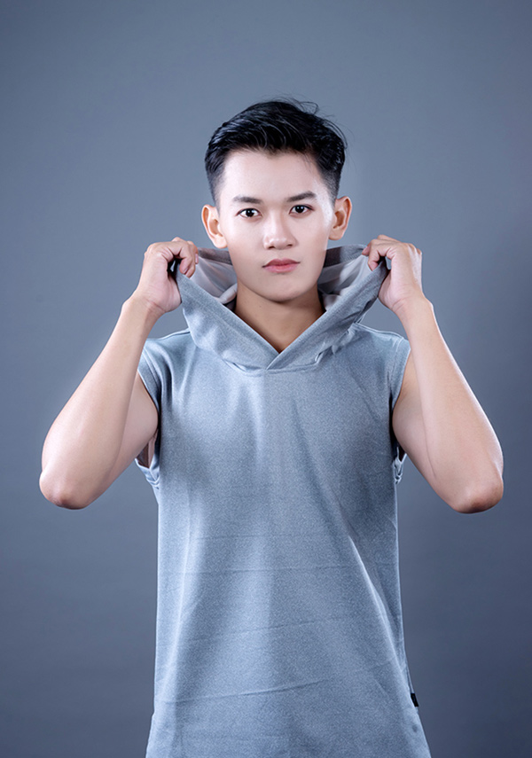 "Soái ca sát thủ" nhận được nhiều "gạch đá" nhất chỉ sau 1 đêm là ai? - 1