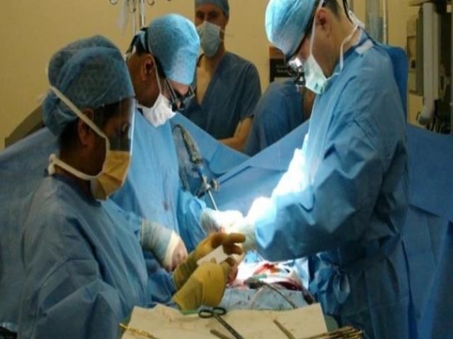 Ca ghép dương vật từ người cho đã chết đầu tiên trên thế giới