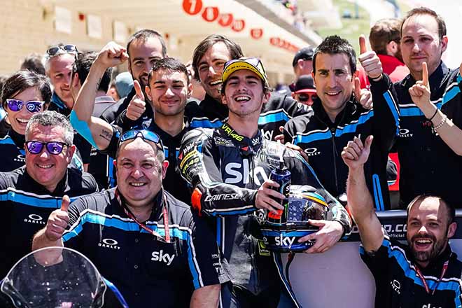 Đua xe MotoGP: Đạp lên sóng gió, “Hoàng tử” vẫn là kẻ thống trị - 1