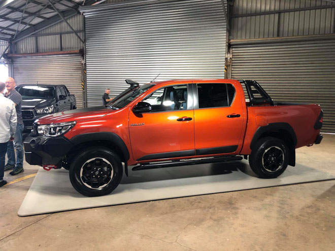 Soi chi tiết phiên bản off-road của mẫu bán tải &#34;ế nhất&#34; Việt Nam - 2