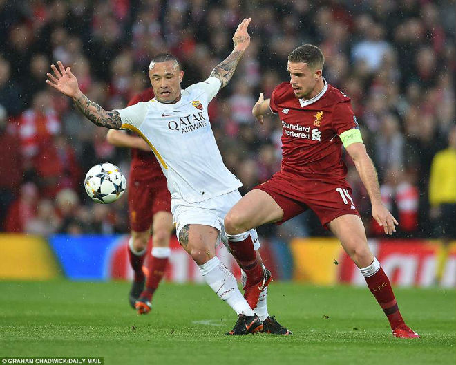 Góc chiến thuật Liverpool - Roma: &#34;Vua&#34; Salah nâng tầm nghệ thuật pressing - 2