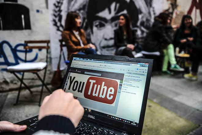 YouTube đã “thổi bay” hơn 8 triệu video vi phạm như thế nào? - 1