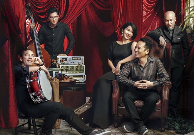 Anh Quân - Mỹ Linh: Người trẻ đổ xô làm ca sĩ rồi ai sẽ làm nhạc? - 2